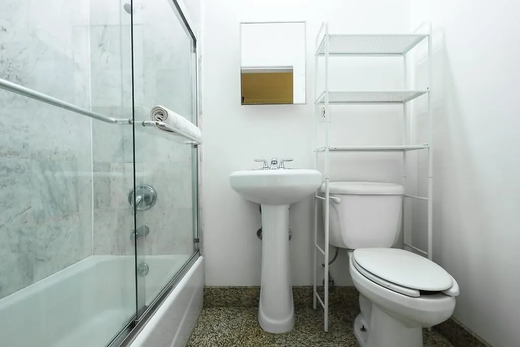 Studio-Plus Apartment New York 0*,  США